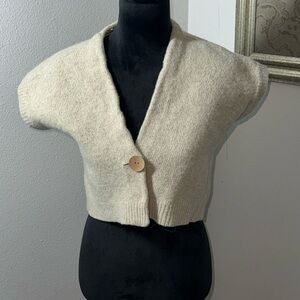 Cult wool tan one button from sleeveless‎ cardigan sz M